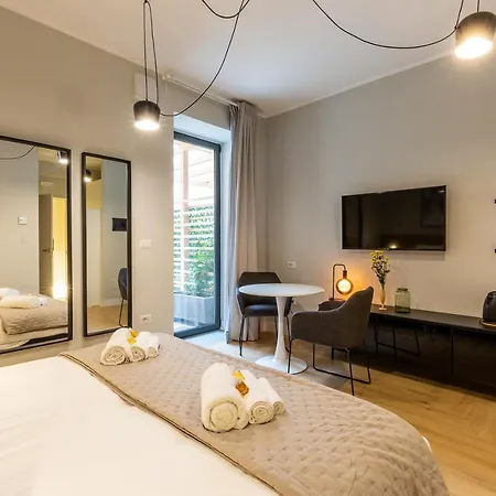 Casa Lounge Istria Pensjonat Cagliari